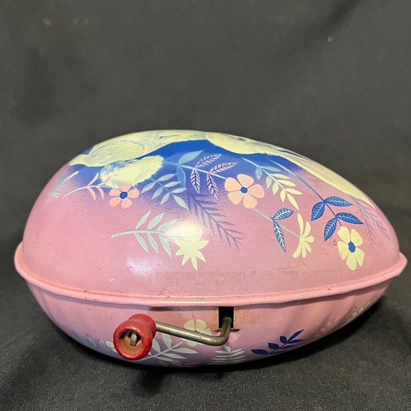 Vintage 1950's Mattel Tin Windup Easter Bunny Music Box Egg - Picture 5 of 7